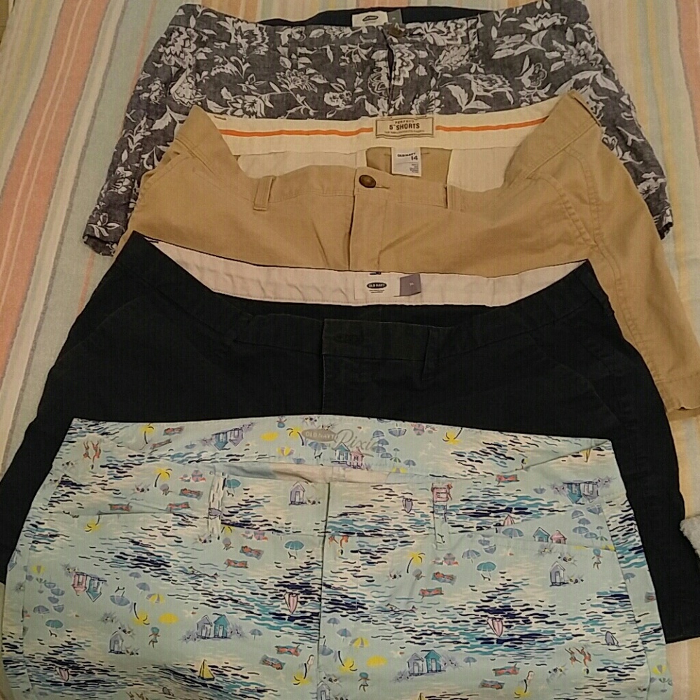 4 pairs of shorts